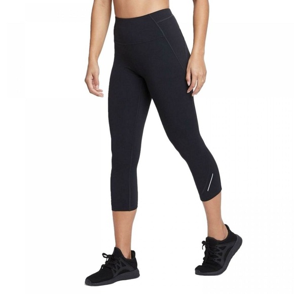 NWT All In Motion Sleek Run Black 7/8 Leggings - Picture 1 of 12
